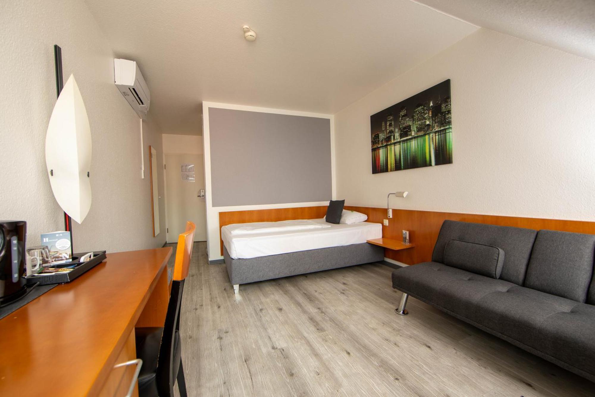 Hogh Hotel Heilbronn Exterior photo