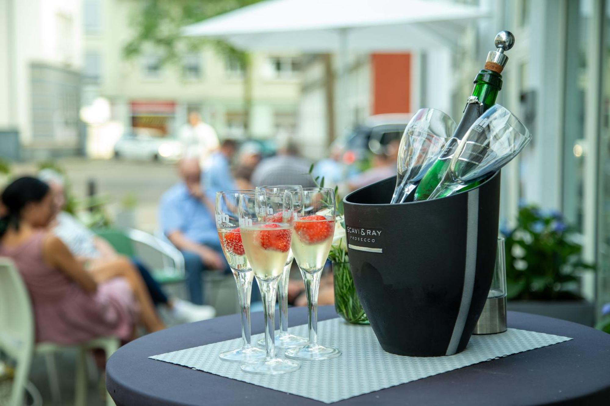 Hogh Hotel Heilbronn Exterior photo